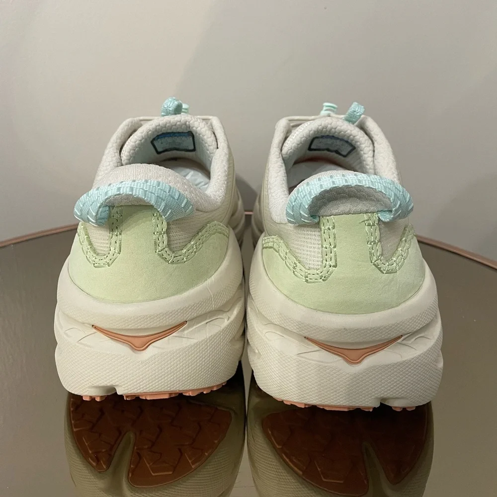 Hoka Bondi B3‎ Oat Milk Sneakers Men's 13 Women's 14 NWOB